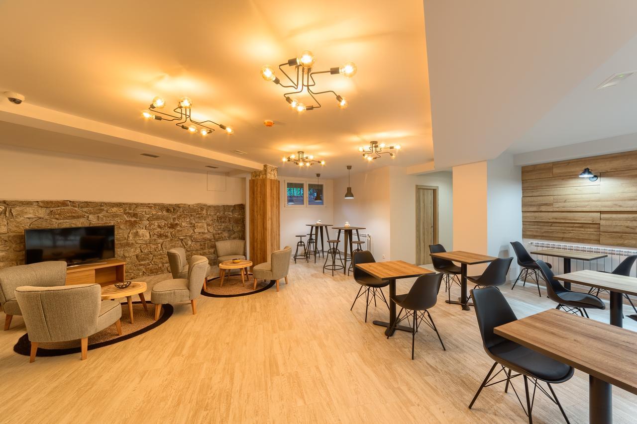 Hotel Onyarbi *